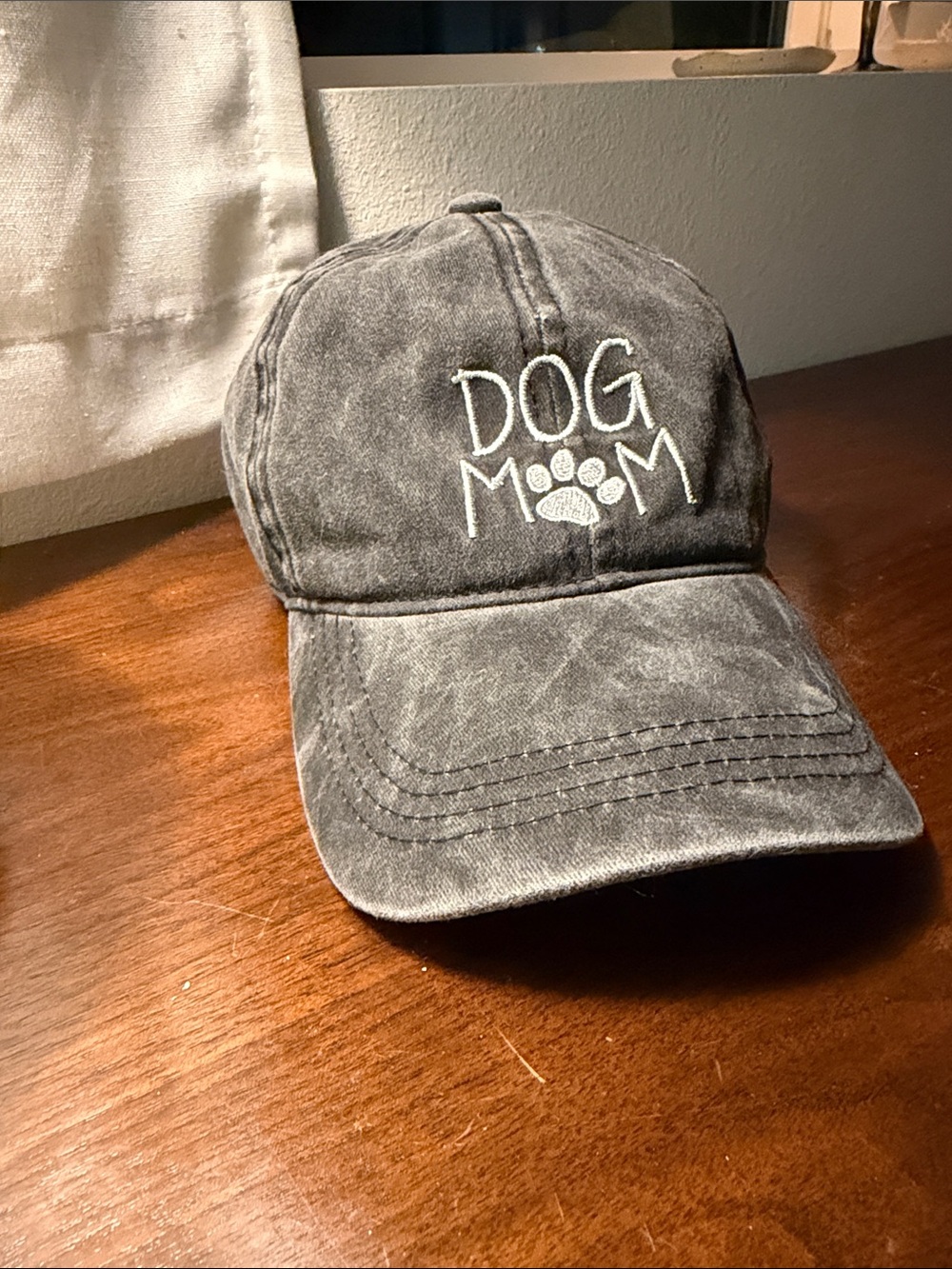 Dog Mom Embroidered Baseball Cap - Gray